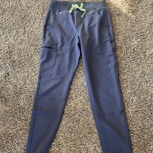 NWT figs small tall joggers space gray
